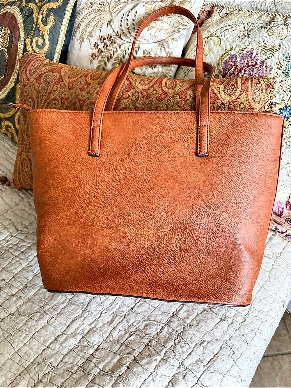 Darcy Marks London Brown tan cognac vegan approved LeatherTote straps 10 1/2” - Picture 5 of 17